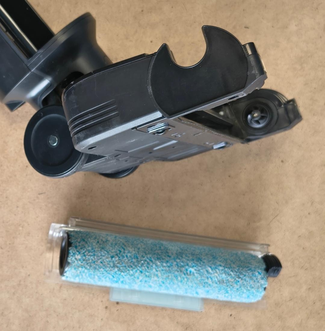 Shark WD261 HydroVac Cordless Vacuum For Parts Free US Ship