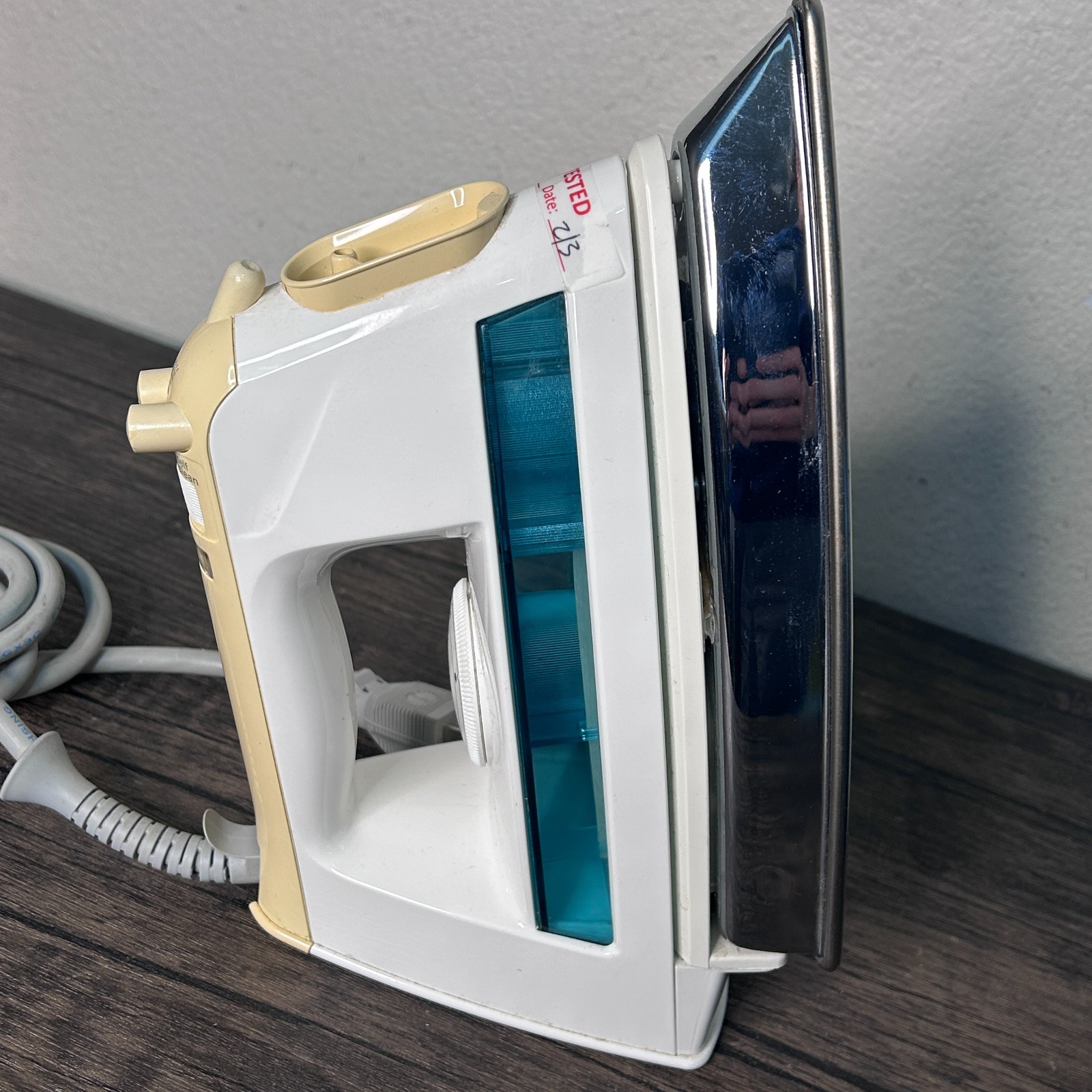 ROWENTA Commercial Professional Steam Iron DE 880 Germany INOX 1400 Watts 4641