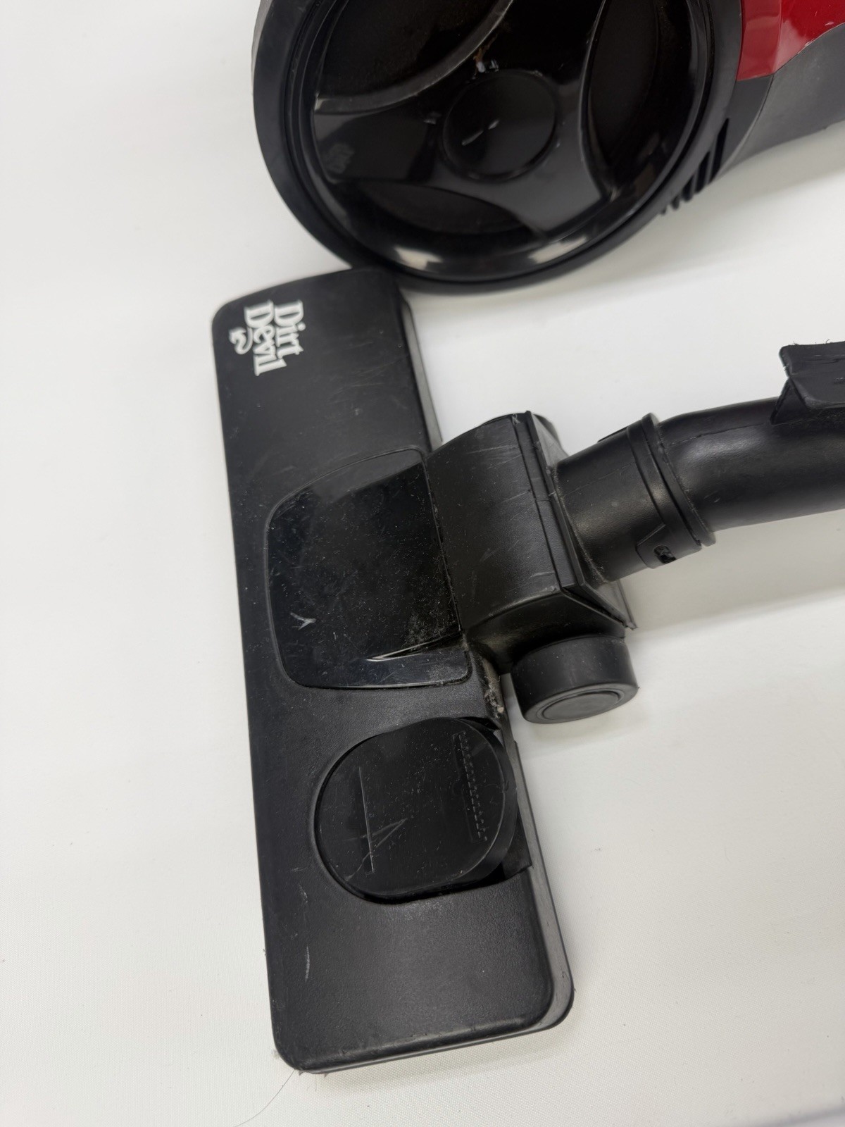 Dirt Devil Featherlite Cyclonic Canister Vacuum SD40100