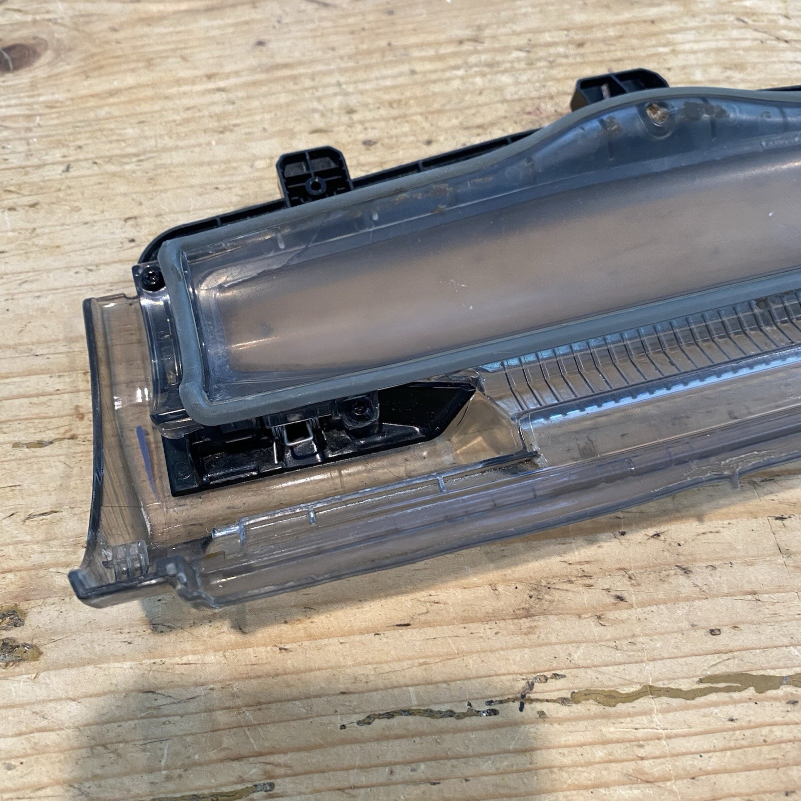 Shark Apex DuoClean AX952 Vacuum Head Brush Access Cover Panel Replacement Part