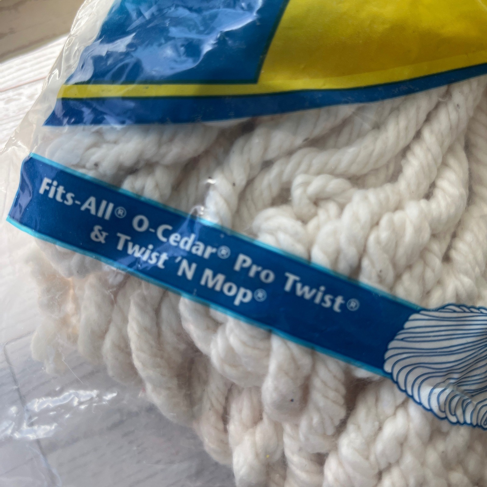O-Cedar Pro Twist Self-Twisting Mop Refill Fits All Twist N Mop White Cotton