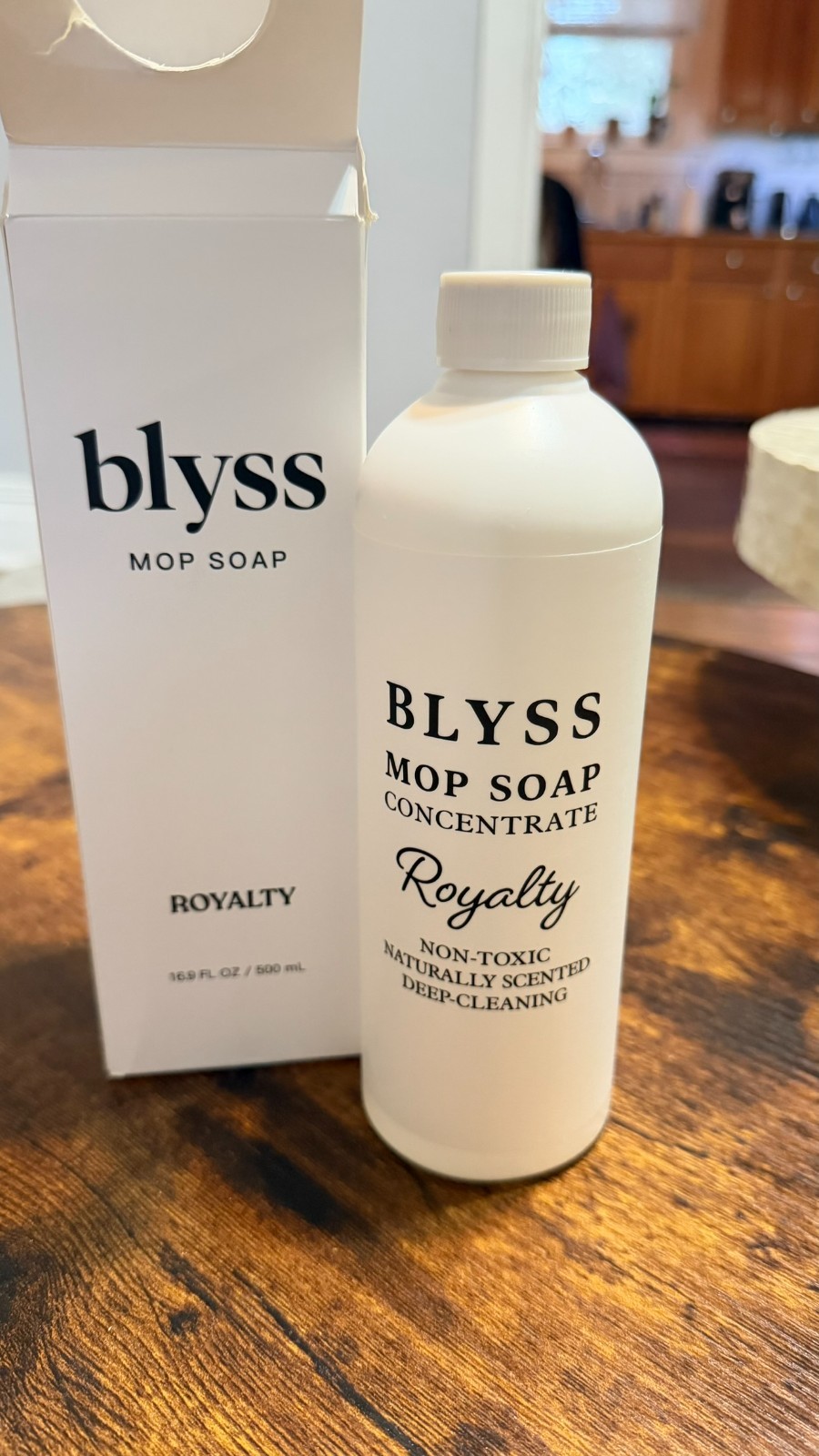 Blyss Mop Soap ROYALTY 16.9 Fluid Oz / 500ml exp date 2028