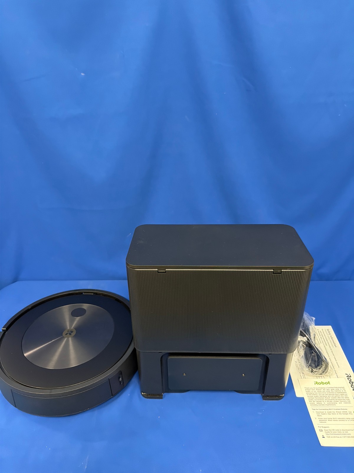 iRobot Roomba j7+ Self-Emptying Vacuum Cleaning Robot-j7+7550