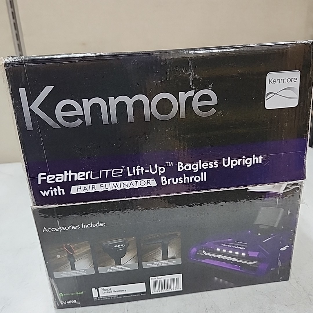 KENMORE FeatherLite Lift-Up Bagless Upright Vacuum w/ Hair Eliminator Brushroll