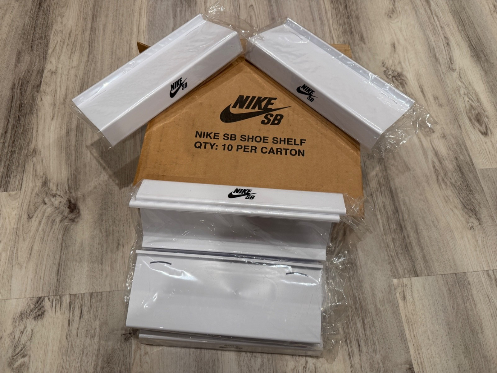 Nike SB Shoe Display Slatwall Holders 10pk Brand New Collectors Dealer Promo