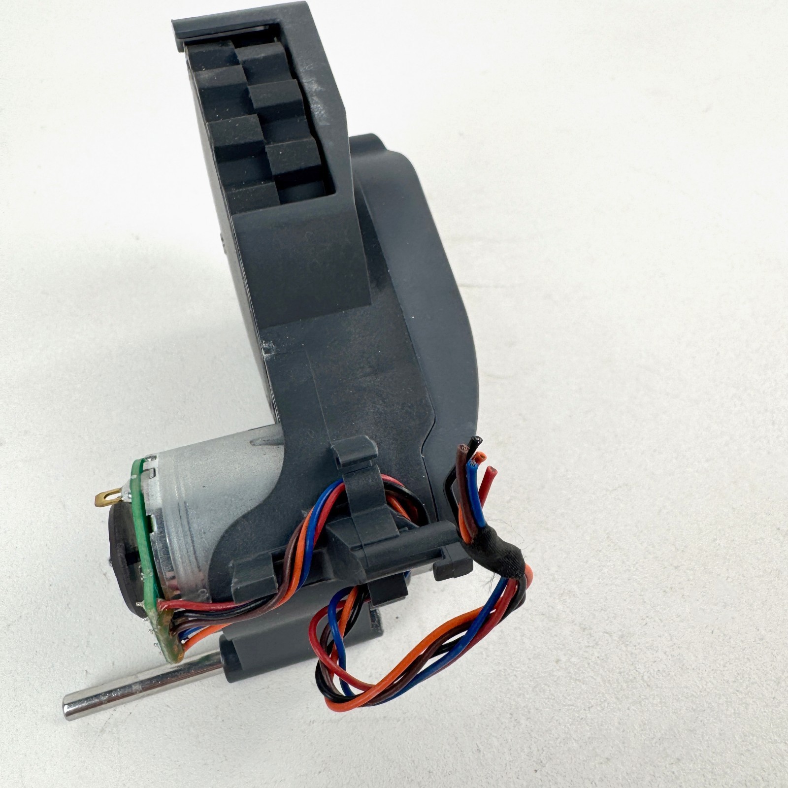 Roborock Qrevo Master Left Drive Wheel Motor Module Replacement Part Black