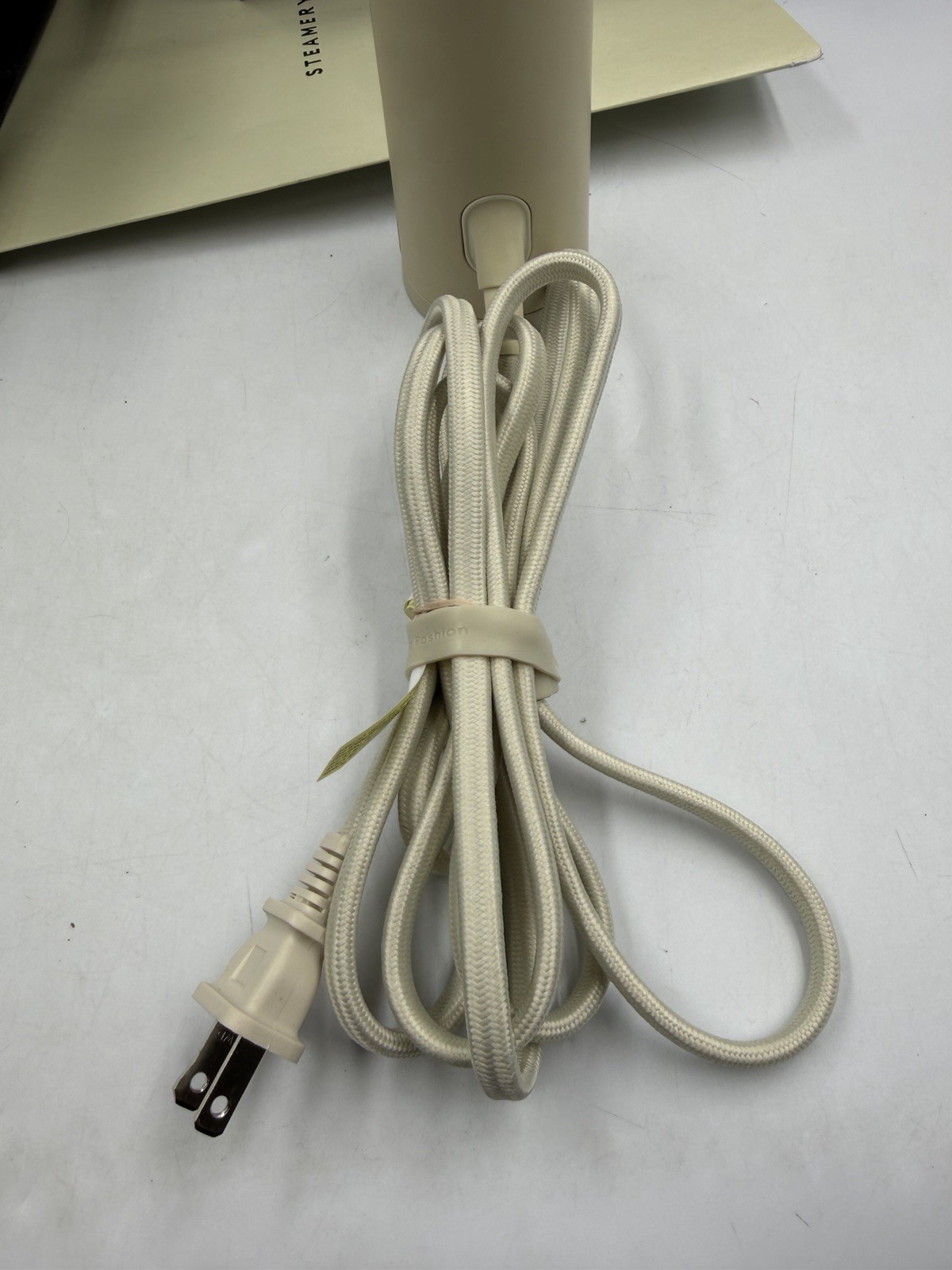 Steamery Handheld Clothes Steamer Cirrus 3, 1200W