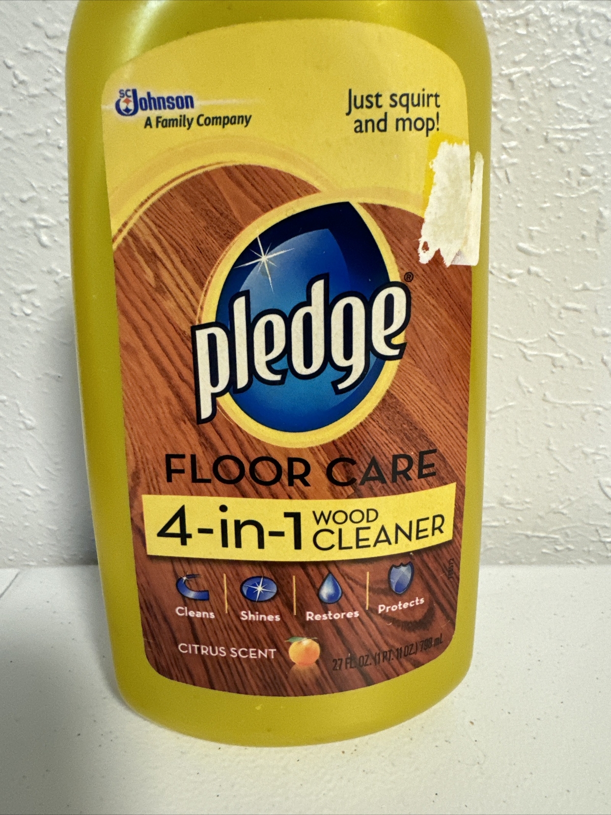 sc Johnson PLEDGE Wood Floor Cleaner Gold Bottle Citrus Scent ~27 fl oz.