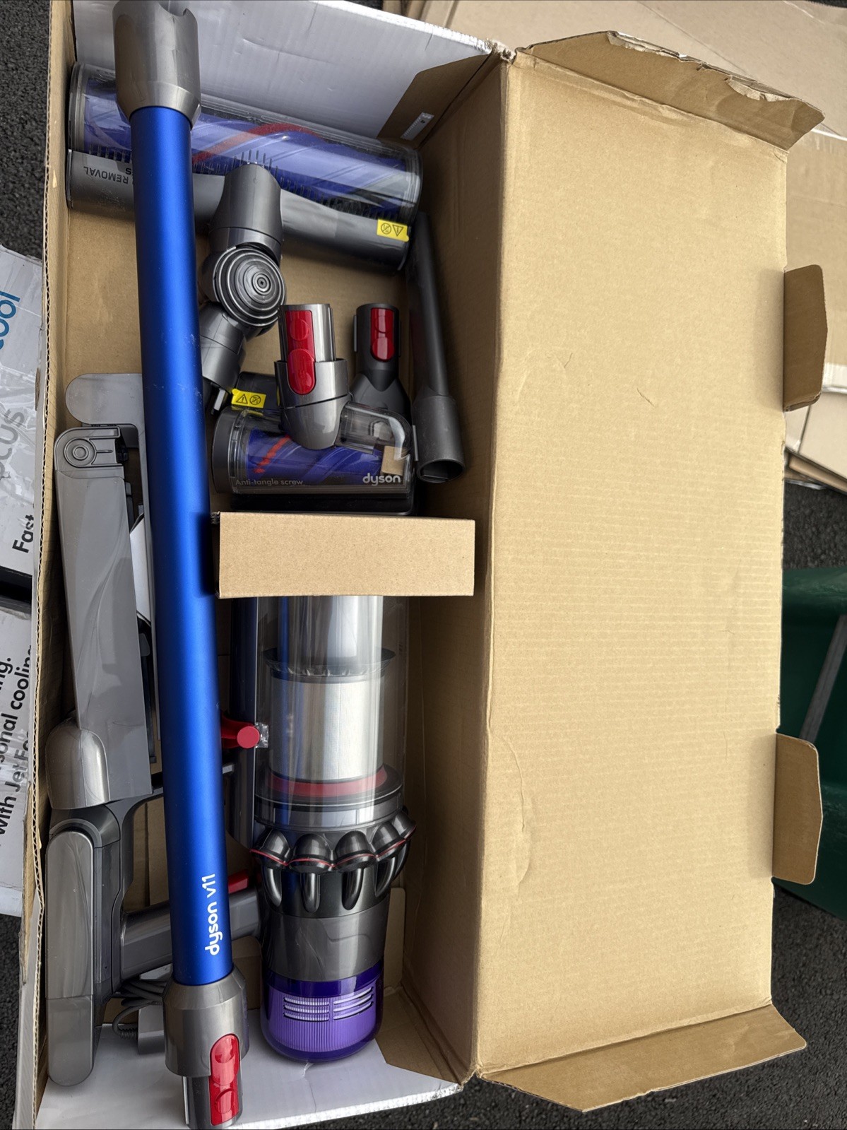 Dyson V11 Cordless Vacuum Cleaner | Blue