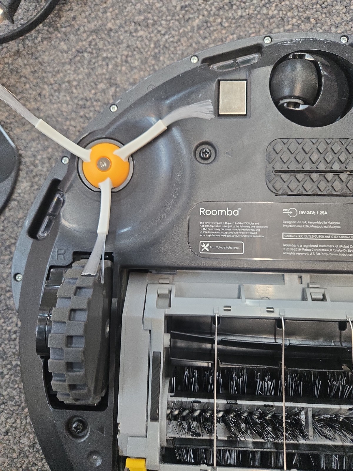 Irobot Roomba 675 Robot Vacuum & Charger Wi-Fi