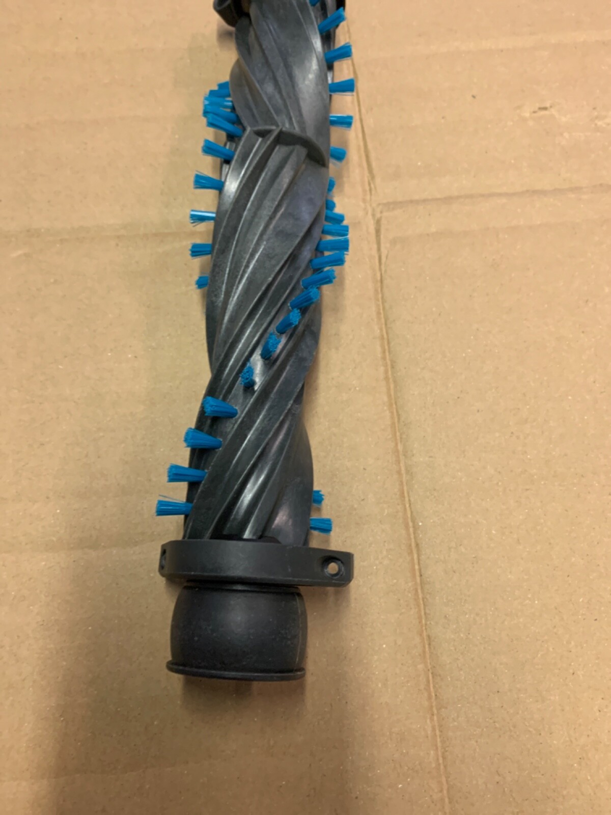 Kenmore bagless FeatherLite Vacuum DU1099 Brushroll Hair Eliminator 571027101