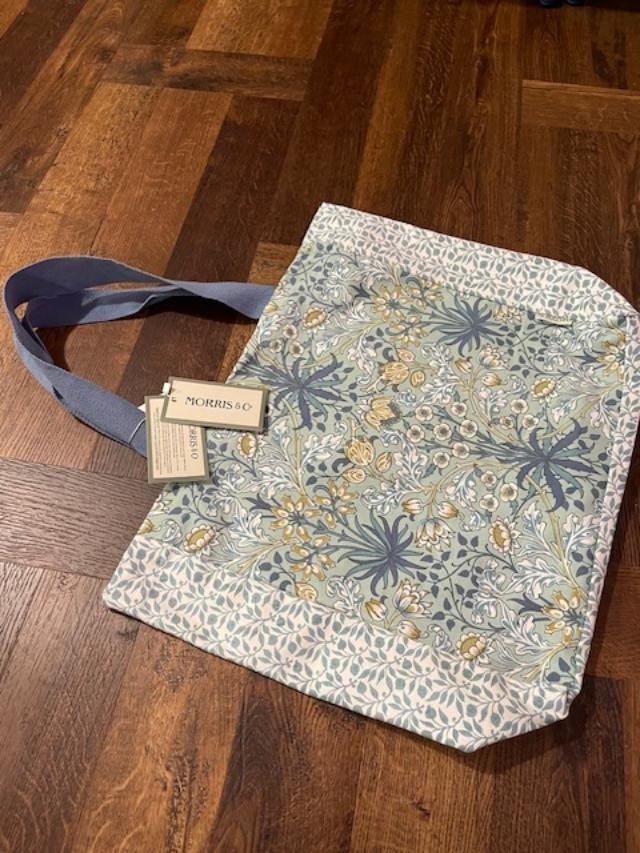 BRAND NEW! MORRIS & CO- 100% Cotton Canvas “HYACINTH” Floral Tote Bag – SO COOL!