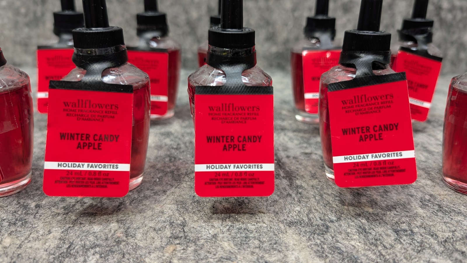 🔥10 + 1🔥 Bath & Body Works Wallflower WINTER CANDY APPLE Bulbs 0.8 fl oz