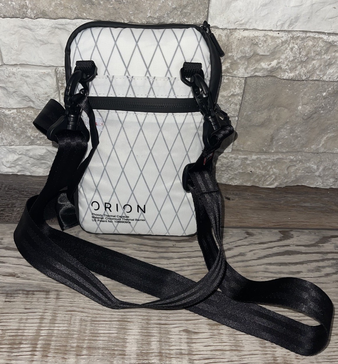 PHOOZY Orion Thermal Phone Pouch with NASA Insulation Technology –