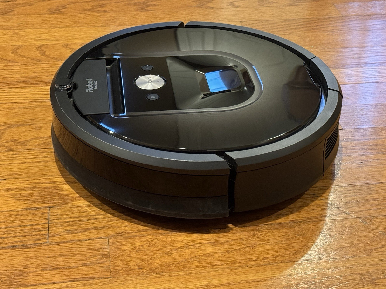 Renewed iRobot Roomba 980 Robot Vacuum – Outstanding Condition! Original Package