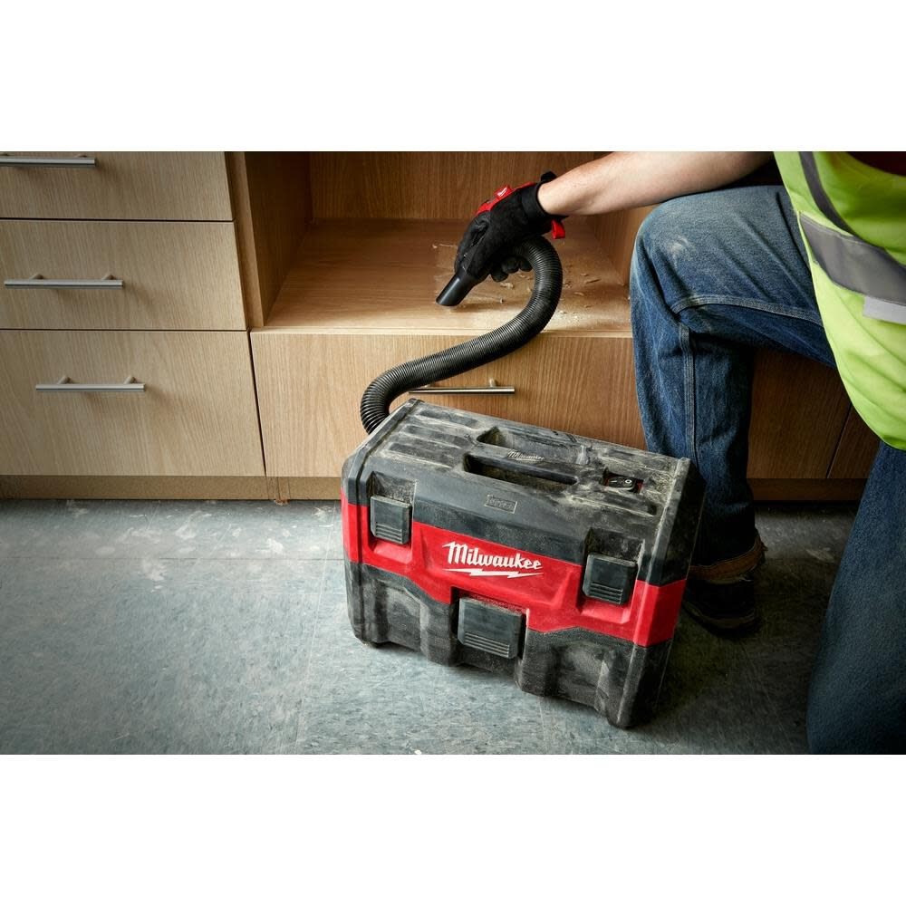 Milwaukee M18 Vacuum Wet/dry Bare Tool