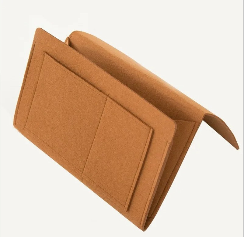 1PCS Felt Storage Hanging Bag for Bed, Sofa, or Carpet – Compact Organizer – NEW