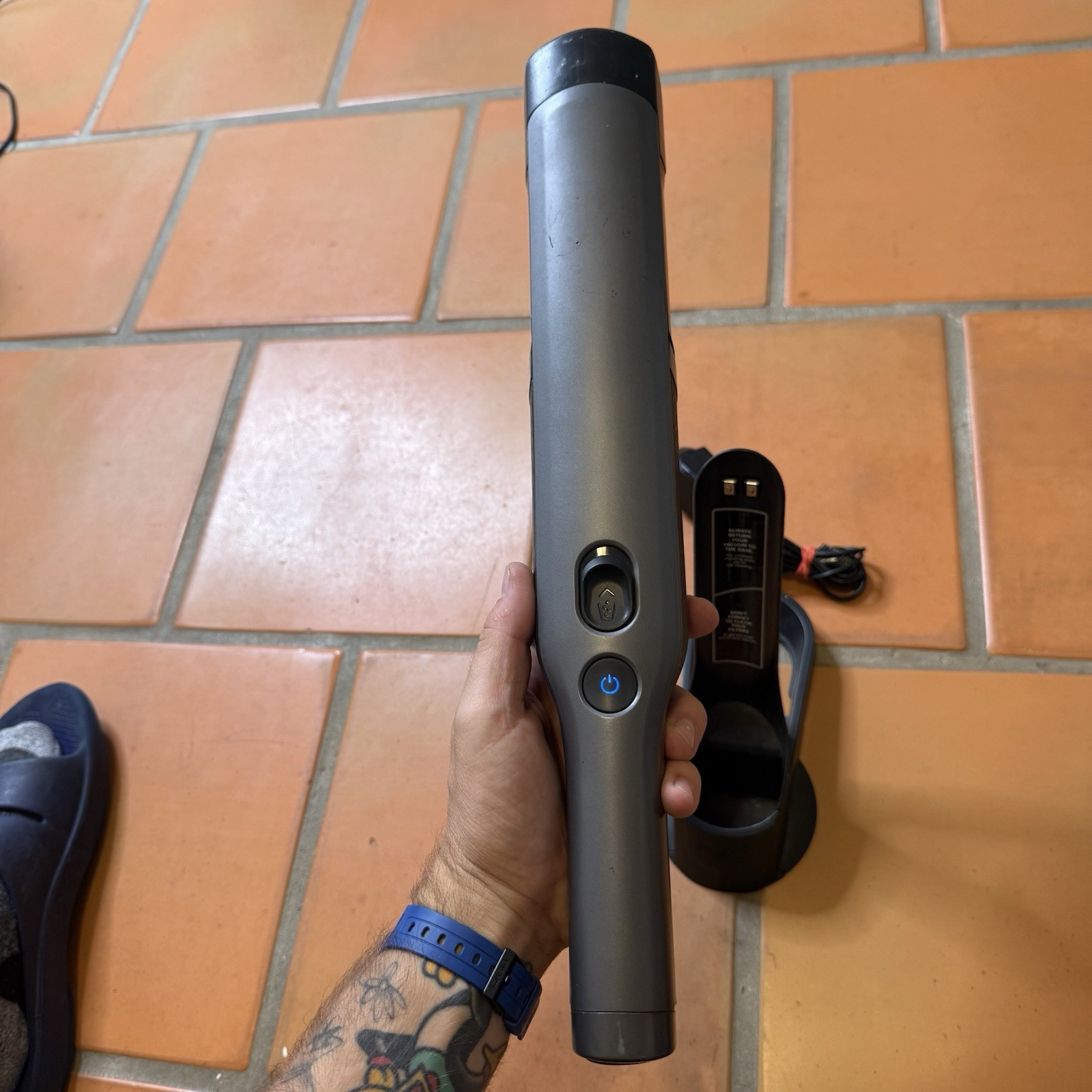 Shark WV201 WANDVAC Handheld Vacuum Lightweight at1.4 Pounds w/ Powerful Suction
