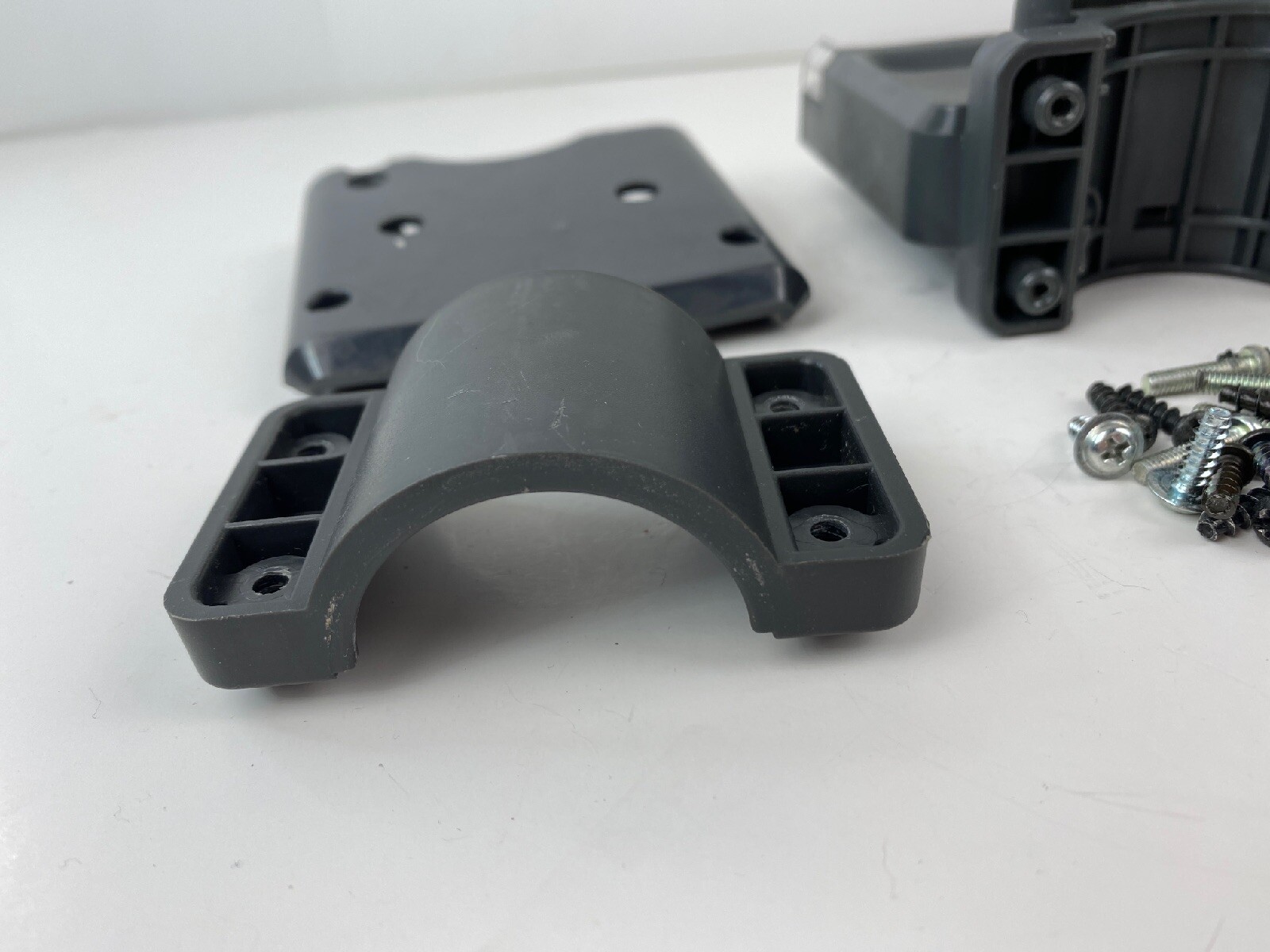 Hoover Windtunnel Technology UH30010 Miscellaneous Parts & Screws
