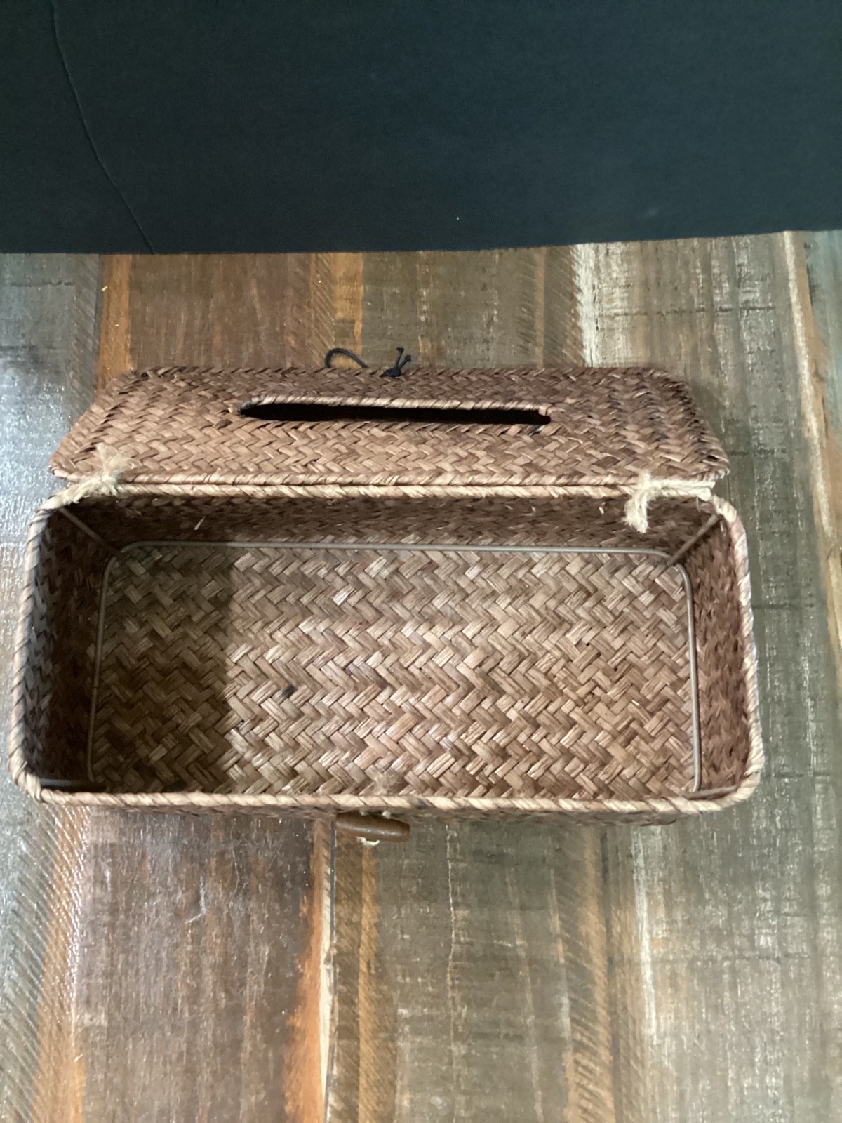 Brown Rectangular Woven Seagrass Wicker Tissue Box Holder Cover