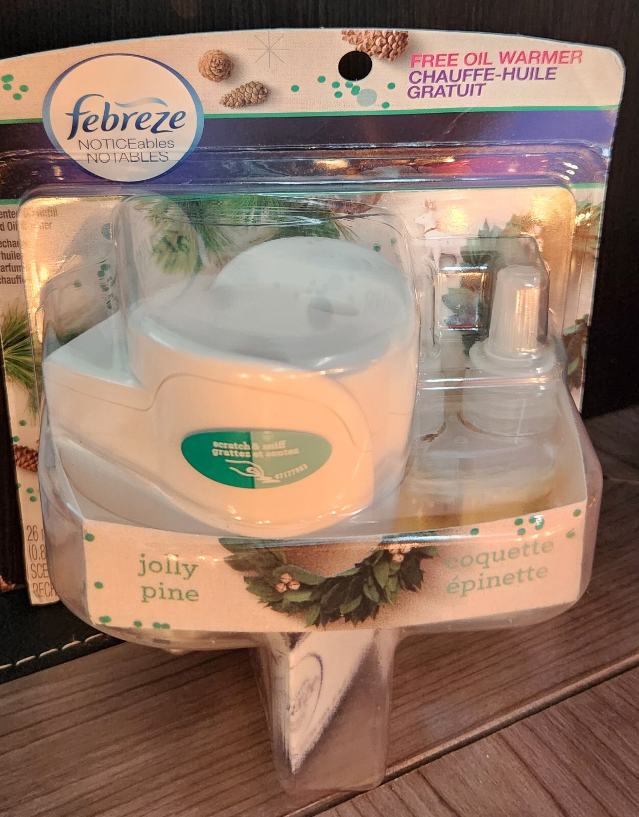 FEBREZE Noticeables JOLLY PINE Scented Oil Warmer & Refill Winter Discontinued