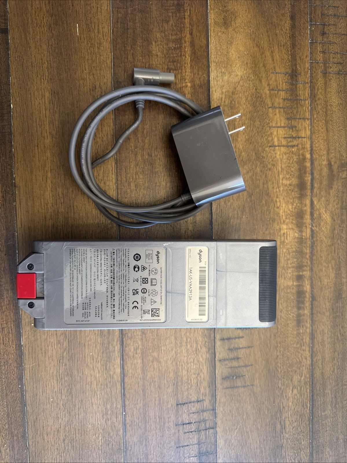 Used Genuine Dyson Gen5 Detect SV23 Vacuum Replacement Click-In Battery Oem