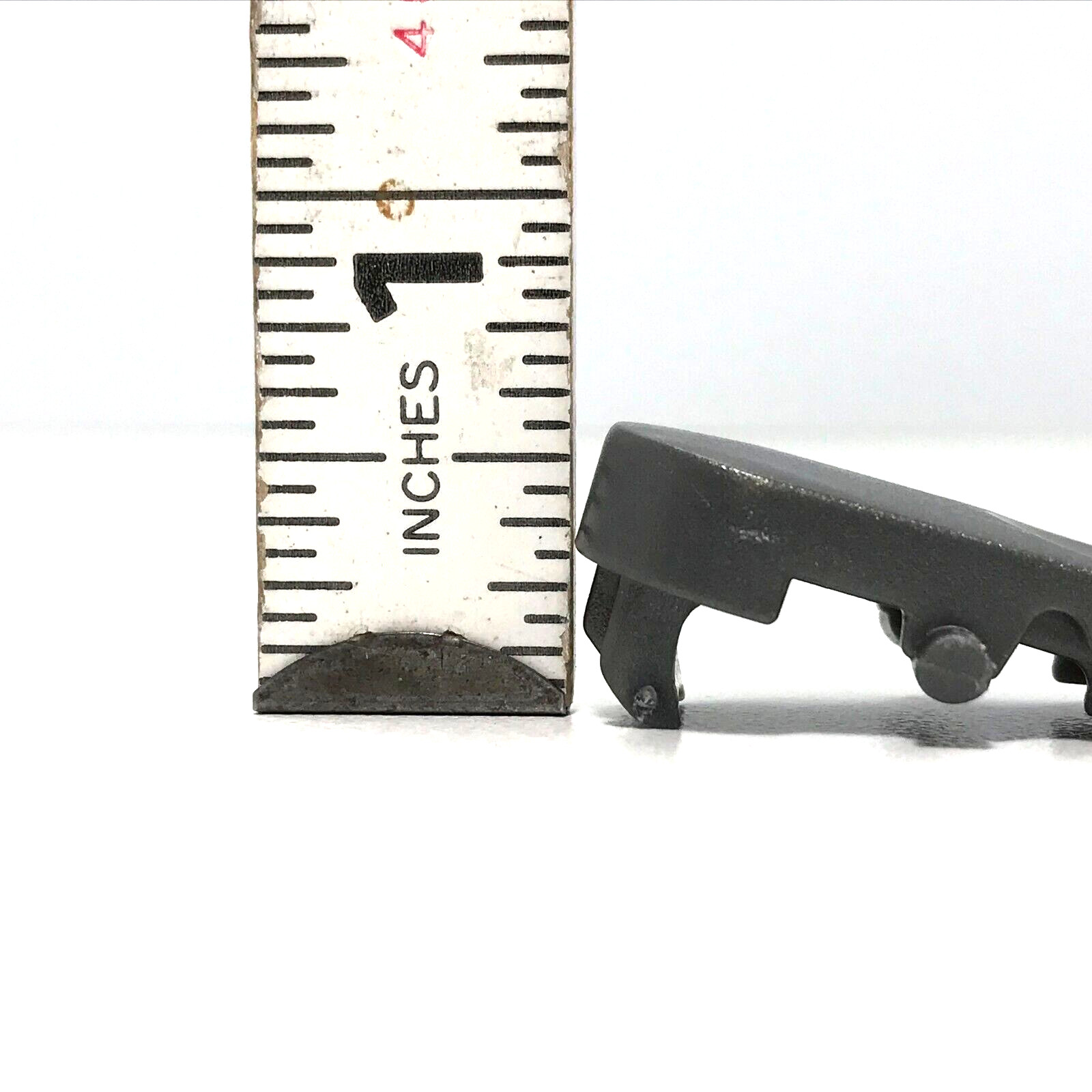 Tineco OVAL RELEASE LATCH LOCK TAB Fits Both Wand AND/OR Floor Nozzle OEM Part