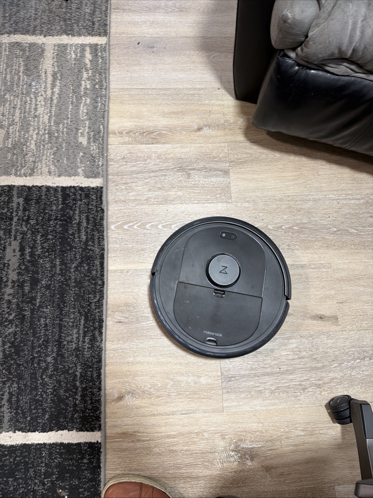 Roborock Q5 Max+ Self-Emptying Robot Vacuum Cleaner And Charger