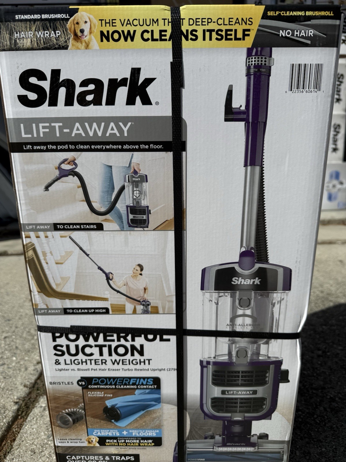 Shark Lift-Away Upright Bagless Corded Vacuum Self-Cleaning Brushroll ZD201
