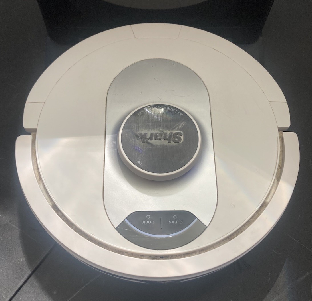 Shark AV2511AE AI Ultra Robot Vacuum With Base FOR PARTS ONLY