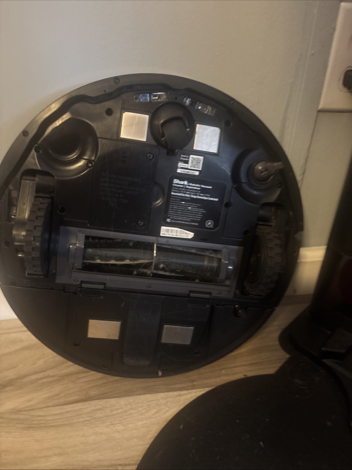 Shark Matrix Plus 2 In 1 Robot Vacuum & Mop Tested Works perfectly