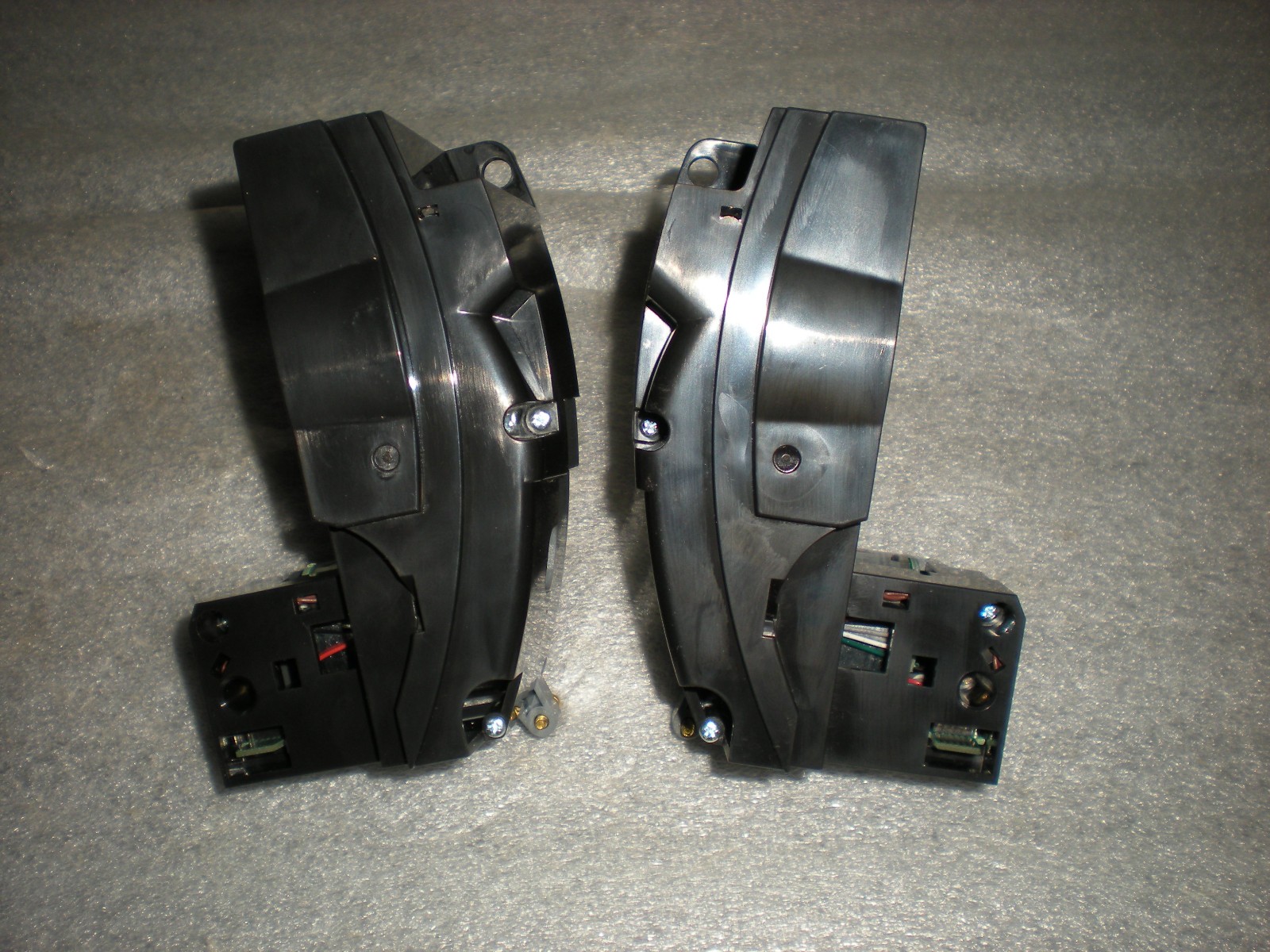 OEM iRobot Roomba e5 i3 i4 + i5 i6+i7 i7+ i8 J6 J7 J9 Set Of Right & Left Wheel