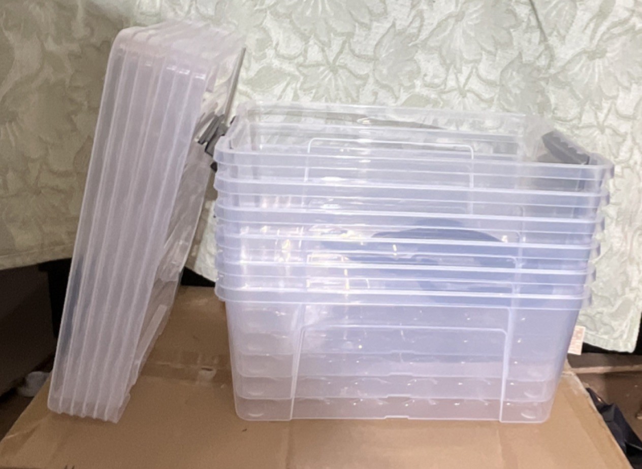 Clear Plastic Lidded Stackable Rectangle Storage Box