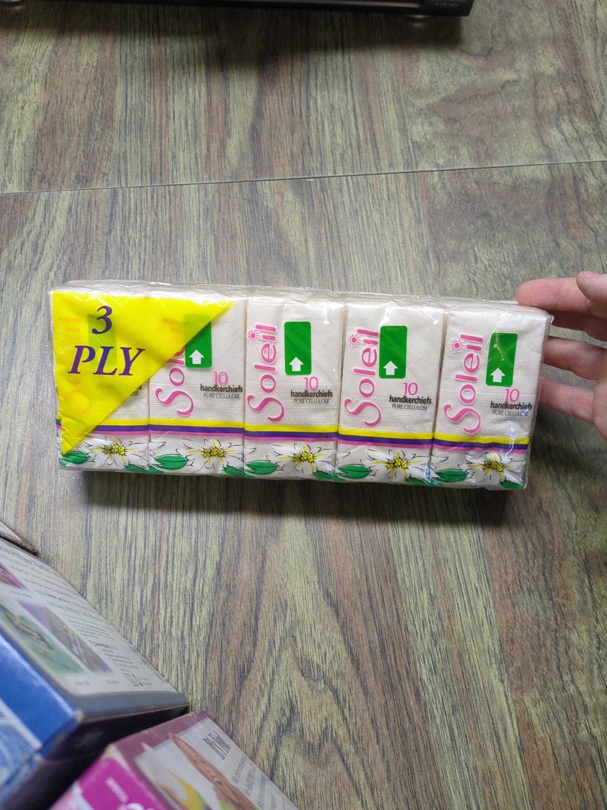 Vintage 1996 Pink blue White Kleenex Tissue 175 Tissues 2-ply unopened boxes
