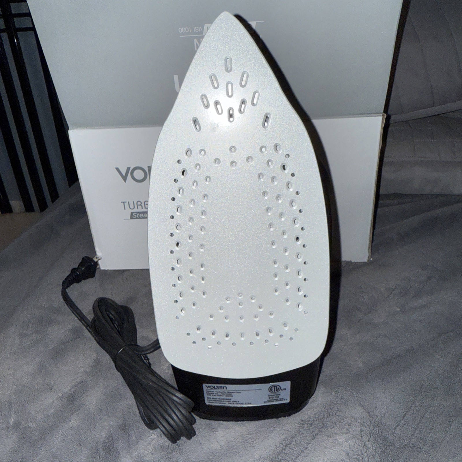 Volsen Trubofin 1200W Steam Iron VSI 1000 Self Cleaning Retails for $240