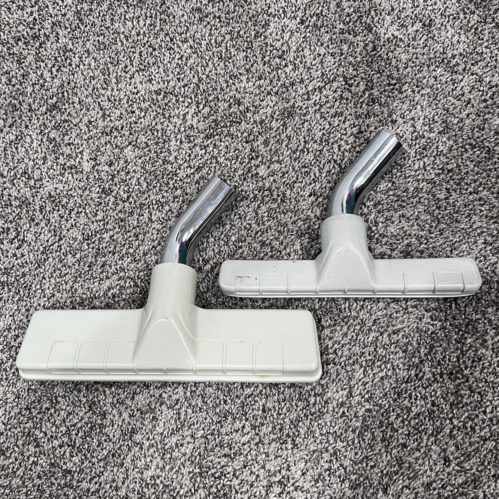 GENUINE Vacuflo central vacuum gray Hose Stair tool attachment Lot Of 2