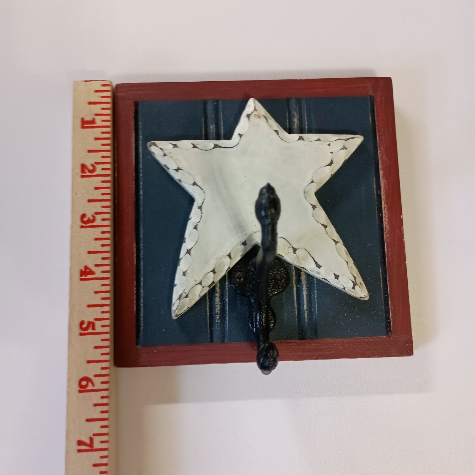Wooden Star Wall Hook Black Wrought Iron Wall Hanger 5 1/2″ x 5 1/2″ Western