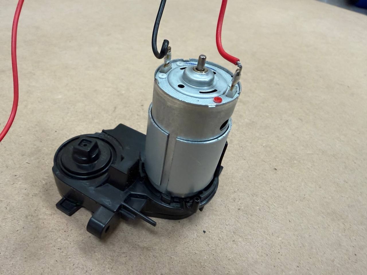 Shark Matrix Robot Vacuum Main Roller Brush Motor RV2320EGUS Replacement Part