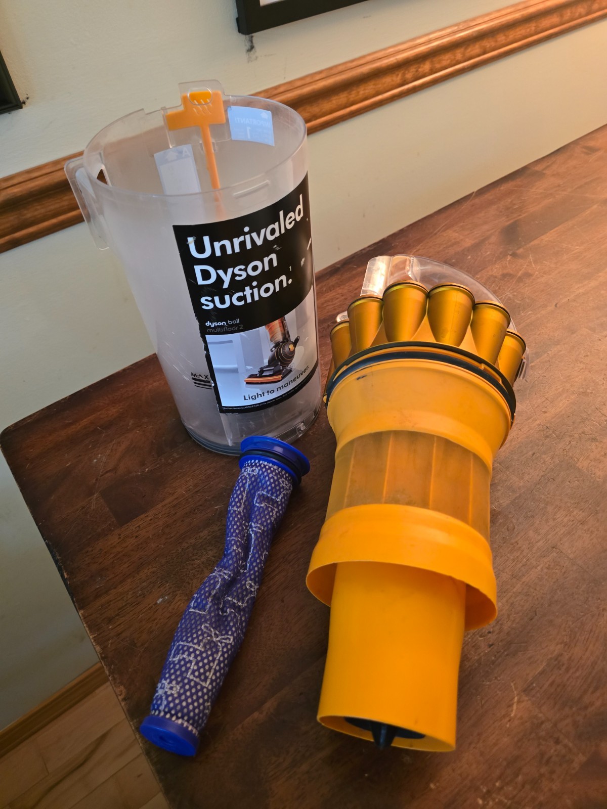 Dyson DC40 UP16 UP19 CANISTER DIRT DUST BIN w/ CYCLONE OEM # 966460-09 Gold