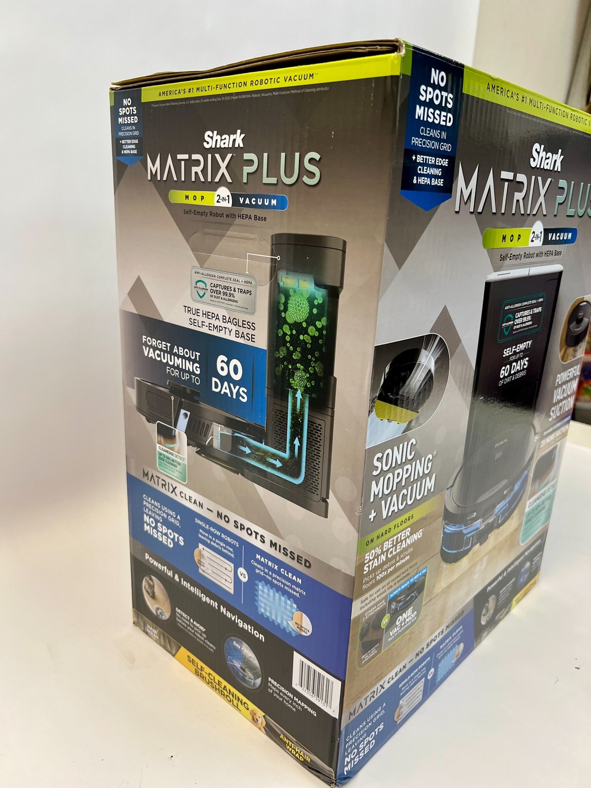 Shark Matrix Plus 2in1 Robot Vacuum & Mop Sonic Mopping RV2610WA