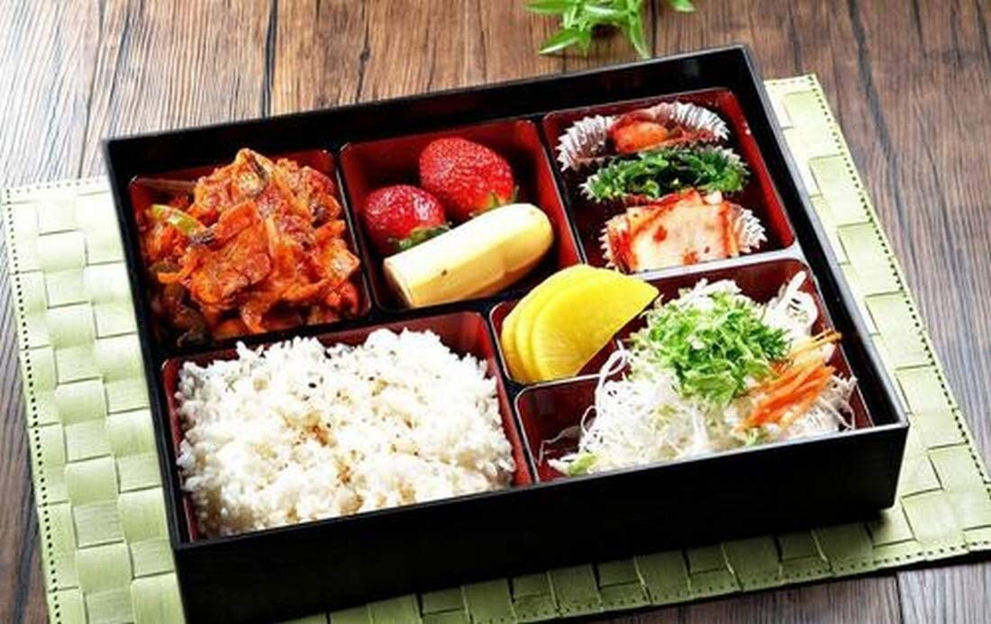 Large Plastic Lacquered Bento Box 6 Compartmen 14×10.5 in Made in Japan 1593