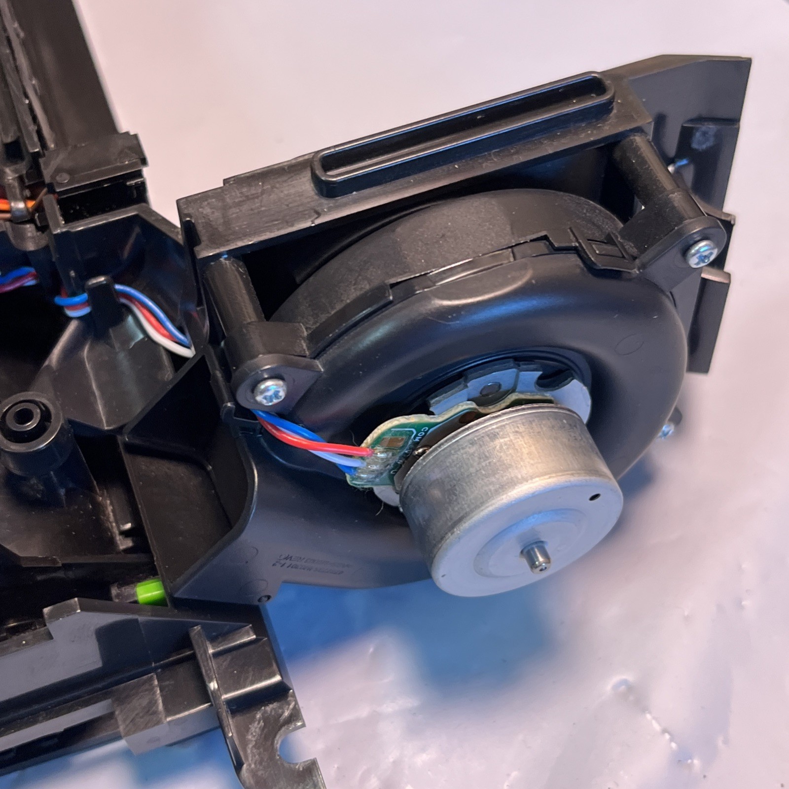 Roomba Combo j9+ Cleaning Head Module Suction Motor Water Pump Complete Tested