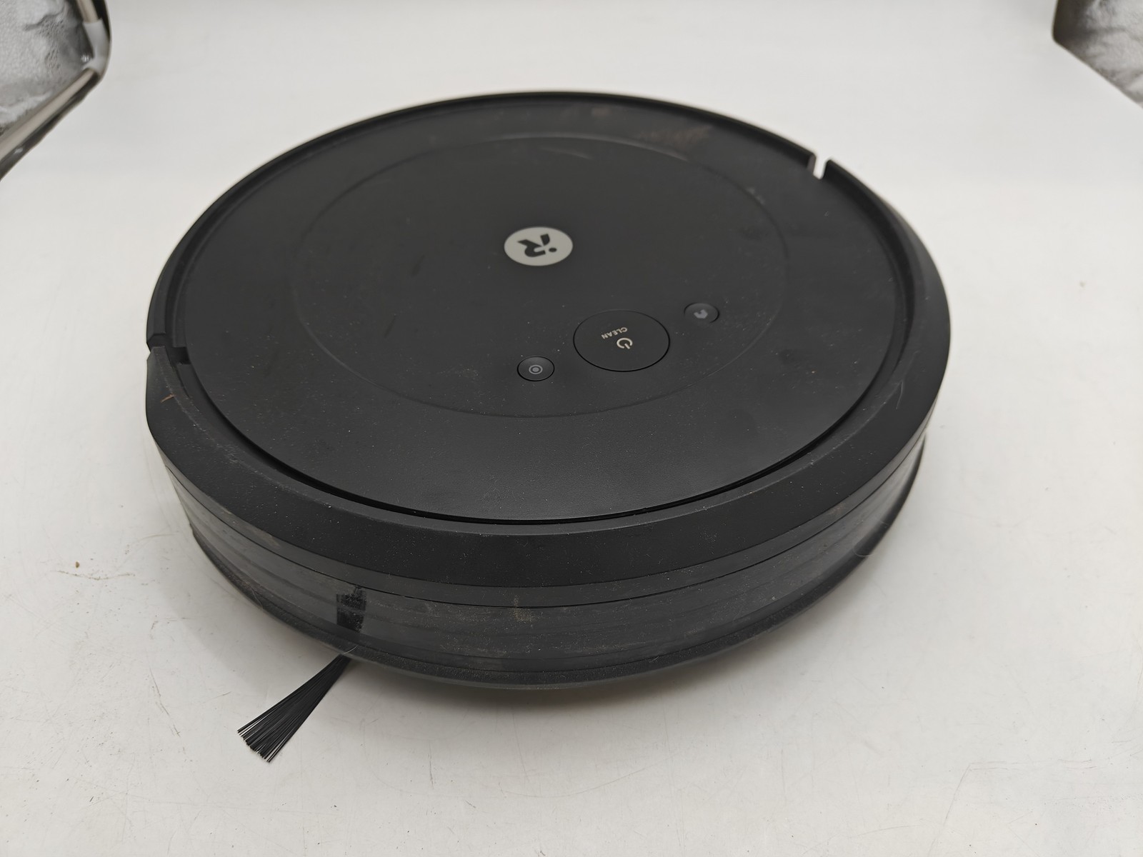 IROBOT ROOMBA COMBO 2 ESSENTIAL ROBOT AUTO EMPTY VAC & MOP – BLACK