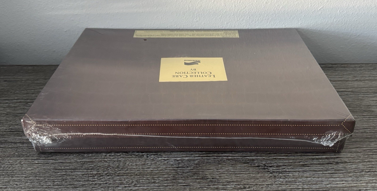 New SEALED Upholstery Leather Care Collection Kit By Guardsman