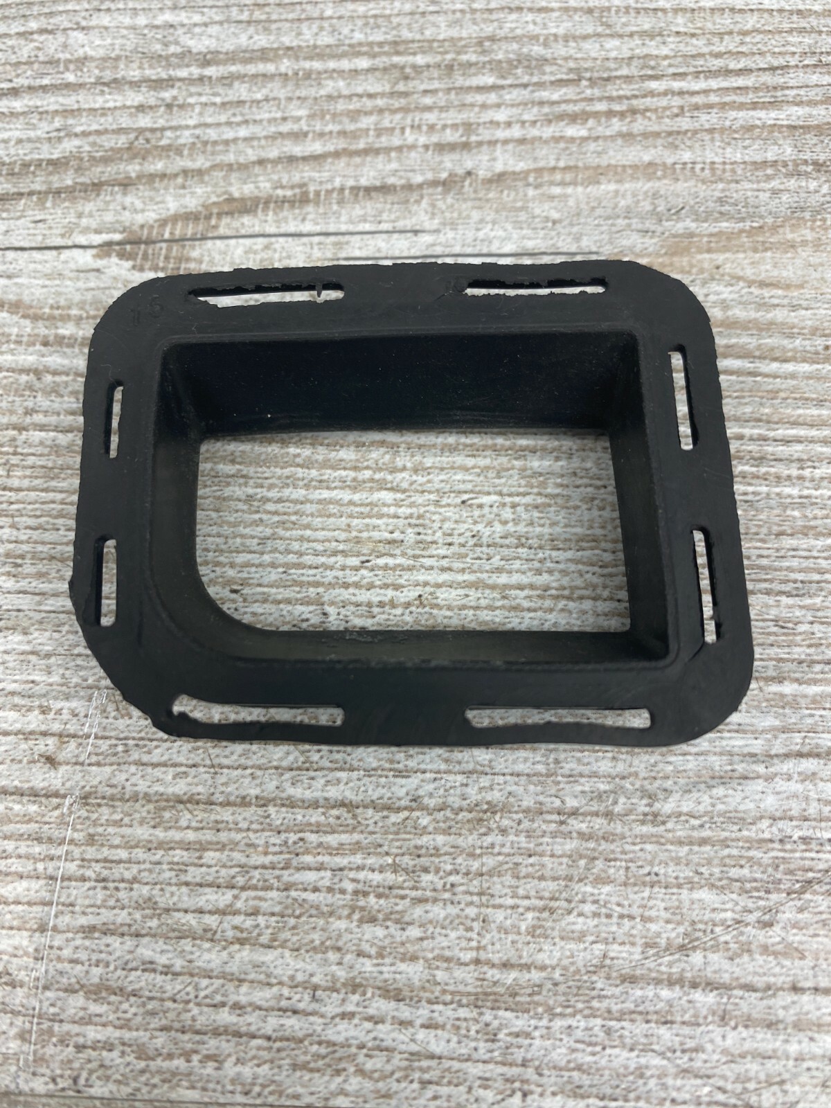 Dirt Devil UD70100 Featherlite Cyclonic Dirt Cup Inlet Gasket