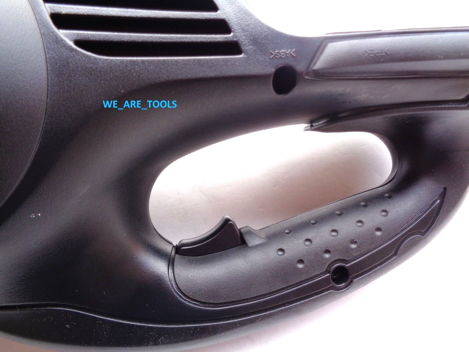 New Makita XLC02ZB 18V Cordless Battery Vacuum Compact W/ Wall Mount 18 Volt LXT