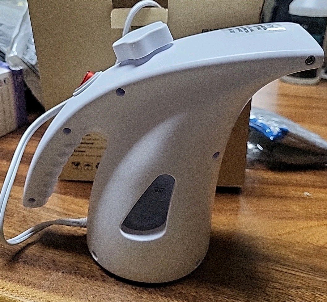 TaoTronics 200ml Handheld Garment Steamer Upgraded Portable Fabric Clothes Steam