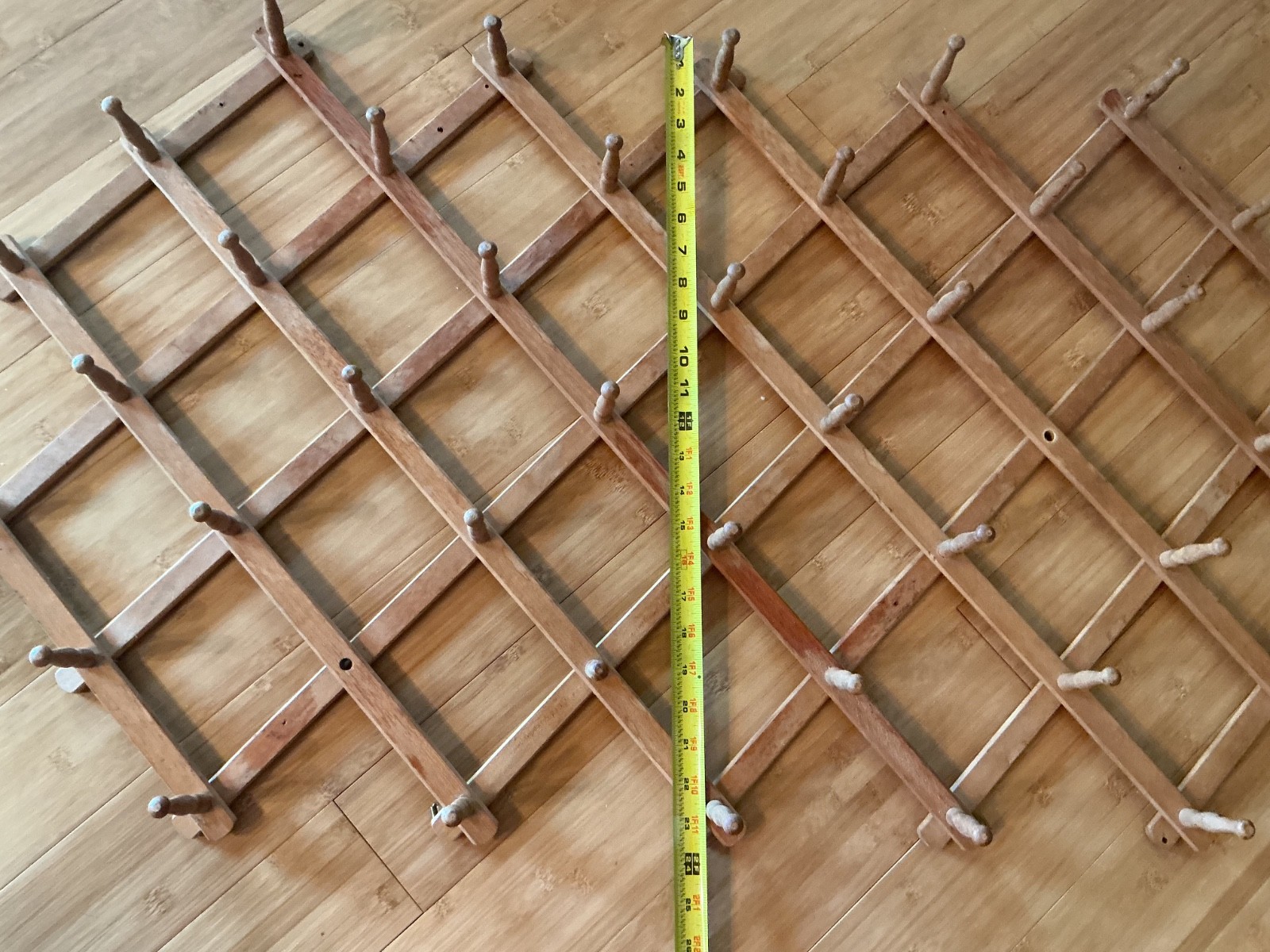 Vintage Wooden Accordion Expandable Folding 42 Peg Coat Hat Rack Wall Hanger