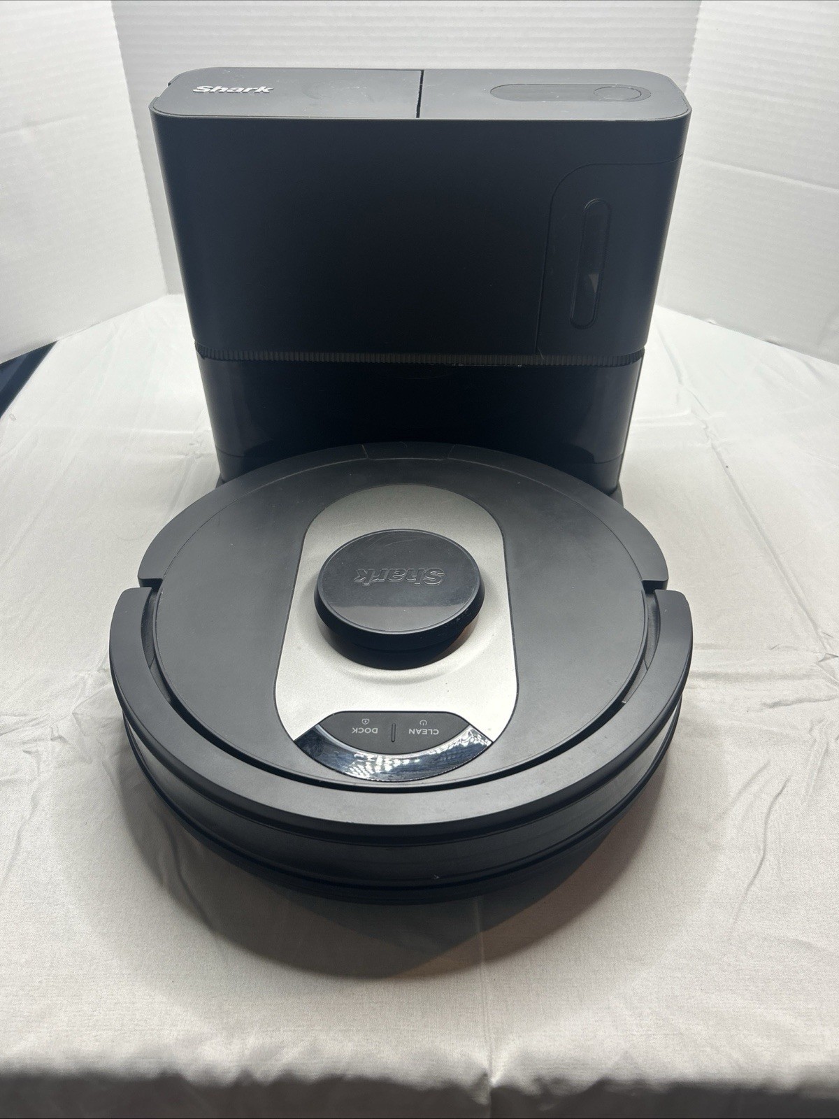 Shark AI Ultra Robot Vacuum Self-Empty Base UR250BE0US Black With Charging Base
