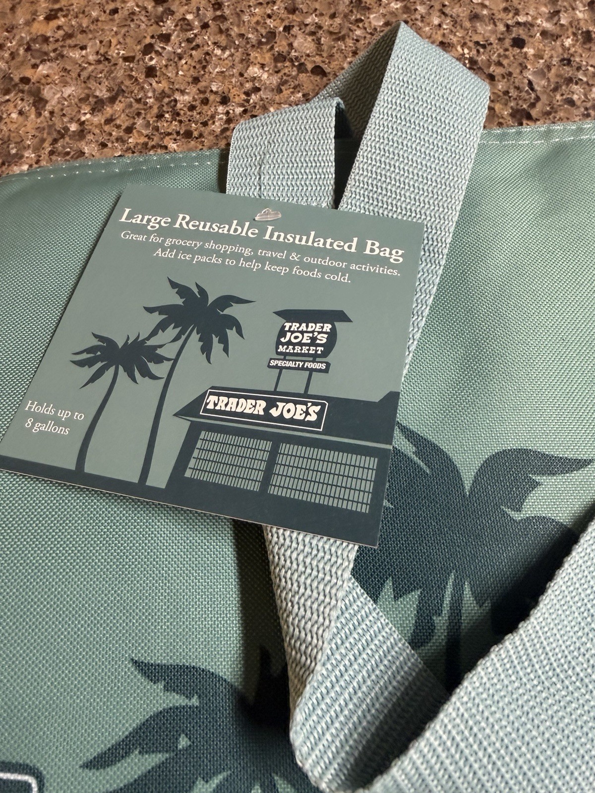 Trader Joe’s Insulated Reusable Shopping Bag Green Large 8 Gal 23x7x13 in